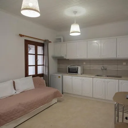 Casa Aparthotel *